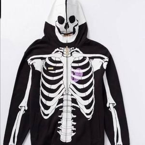 LRG Dead serious skeleton hoodie size XL new with tags!